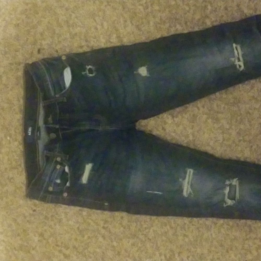 Aeropostale Ripped Skinny Jean's 29x32